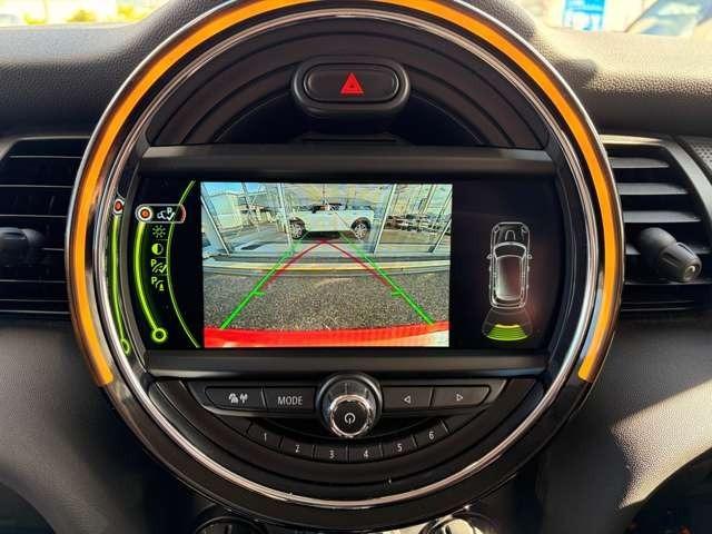 ＭＩＮＩ クーパーＤ　ナビ・バックモニター・障害物センサー（3枚目）