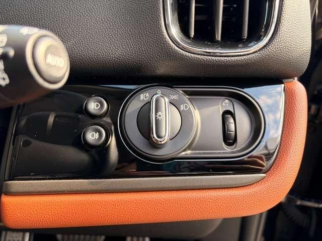 ＭＩＮＩ クーパーＤ　クロスオーバー　本革レザーシート・シートヒーター（18枚目）