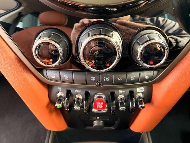 ＭＩＮＩ クーパーＤ　クロスオーバー　本革レザーシート・シートヒーター（26枚目）