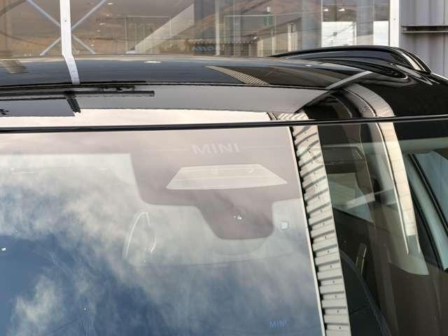 ＭＩＮＩ カントリーマンＣ　クラシック・トリム　弊社元デモカー・ＣＬＡＳＳＩＣ　ＴＲＩＭ（8枚目）