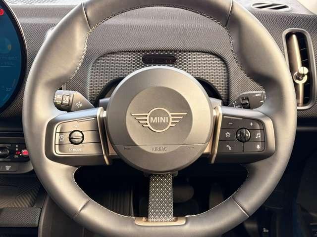 ＭＩＮＩ カントリーマンＣ　クラシック・トリム　弊社元デモカー・ＣＬＡＳＳＩＣ　ＴＲＩＭ（20枚目）