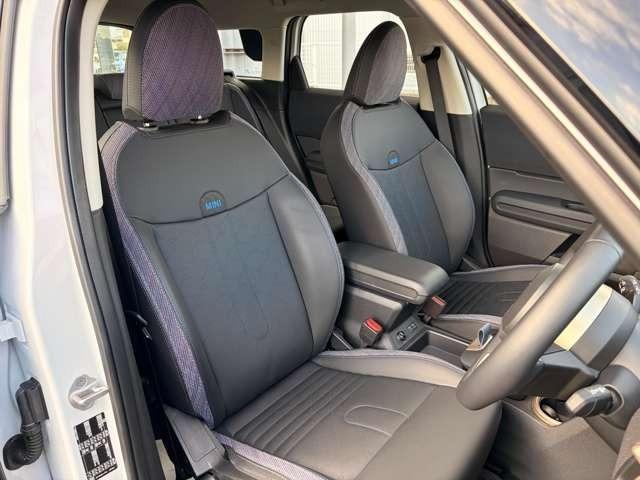 ＭＩＮＩ カントリーマンＣ　クラシック・トリム　弊社元デモカー・ＣＬＡＳＳＩＣ　ＴＲＩＭ（32枚目）