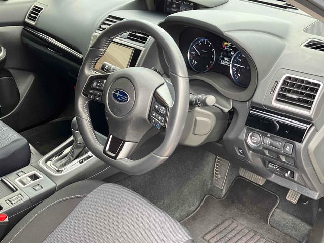 レヴォーグ １．６ＧＴアイサイト　４ＷＤ　ドライブレコーダー　ＥＴＣ　バックカメラ　ナビ　ＴＶ　クリアランスソナー　オートクルーズコントロール　レーンアシスト　衝突被害軽減システム　アルミホイール　オートライト　ＬＥＤヘッドランプ（2枚目）