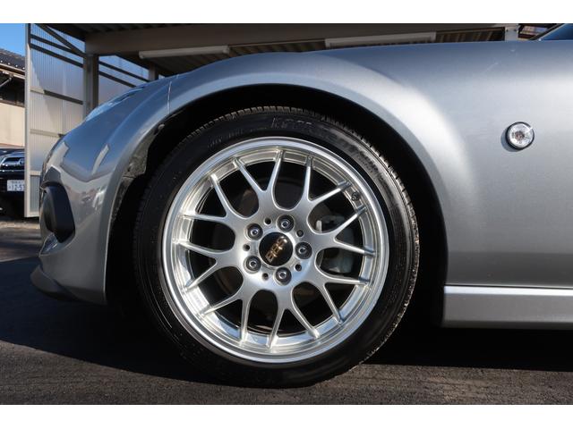 ロードスター VS RHT 茶革シート BBS17インチAW マツダスピードマフラー オートエグゼ車高調 オープンカフェガレージウィンドウブロッカー シートヒーター Fスポイラー ディスプレイオーディオ 後期型 前ナンバー千葉県(36枚目)