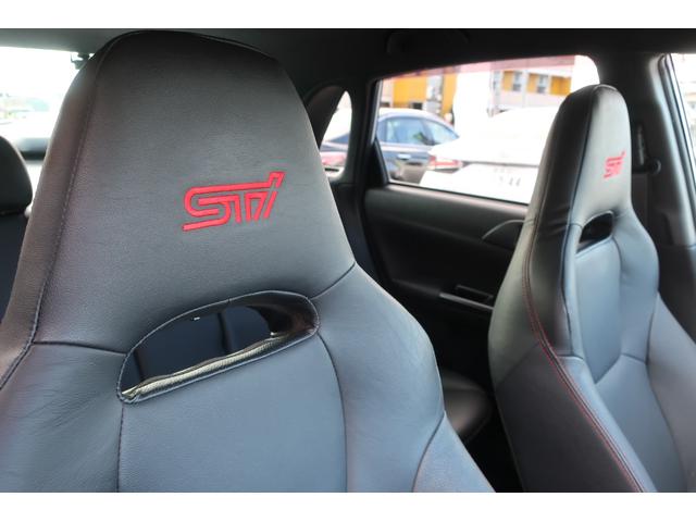インプレッサ ＷＲＸ　ＳＴＩ　Ａライン　ｏｐブラックレザーシート　ｏｐＳＴＩタワーバー　ｏｐＳＴＩトランクスポイラー　ｏｐカラー　シートヒーター　オートライト　オートワイパー　３６０ドラレコ　Ｂカメラ　パドルシフト　クルコン　前ナンバー岡山（21枚目）