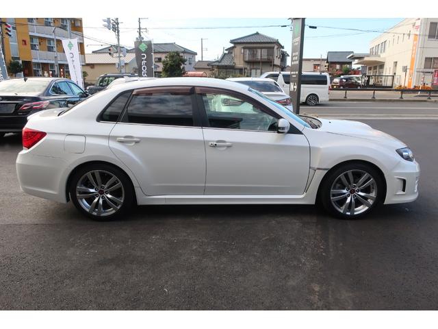 インプレッサ ＷＲＸ　ＳＴＩ　Ａライン　ｏｐブラックレザーシート　ｏｐＳＴＩタワーバー　ｏｐＳＴＩトランクスポイラー　ｏｐカラー　シートヒーター　オートライト　オートワイパー　３６０ドラレコ　Ｂカメラ　パドルシフト　クルコン　前ナンバー岡山（33枚目）