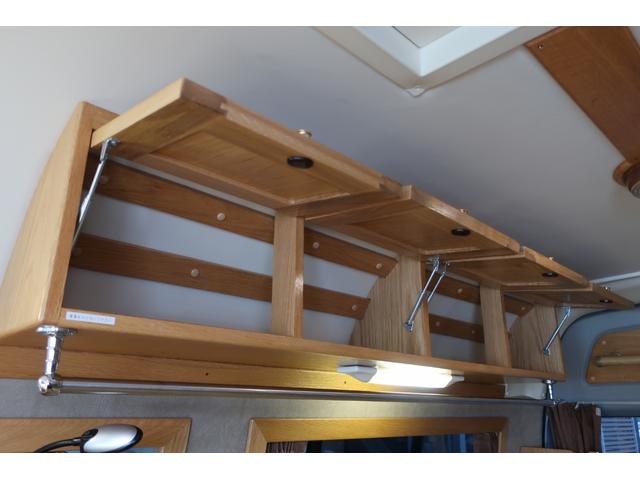 便利　上部収納棚も装備しております☆