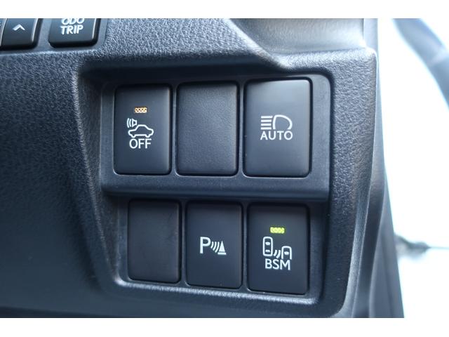 オプション　ブラインドスポットモニター・オートマチックハイビーム装備になります☆