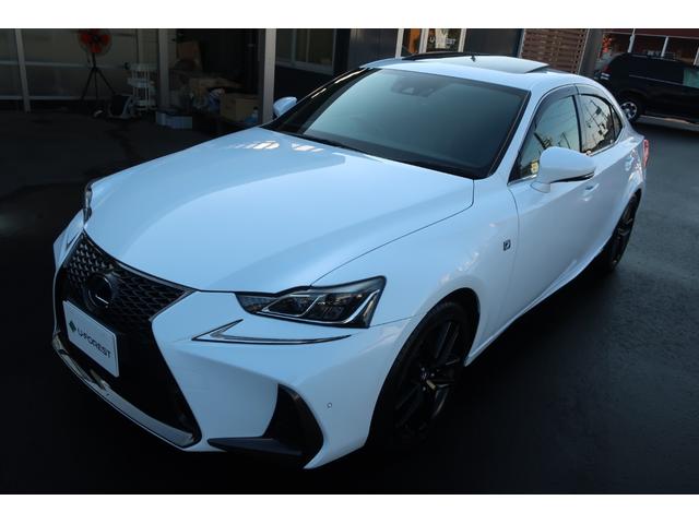 ボディカラーはホワイトノーヴァガラスフレークになります☆