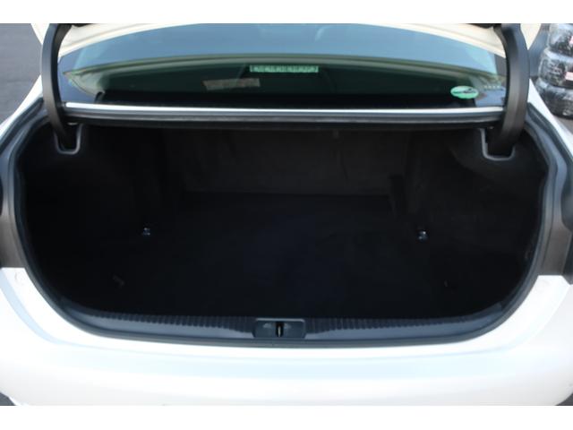 ＧＳ ＧＳ３００ｈ　バージョンＬ　ブラックレザー　ｏｐサンルーフ　ｏｐレーダークルーズＣ　ｏｐプリクラッシュＳ　ｏｐ３眼ＬＥＤヘッドライト　ｏｐＢＳＭ　ｏｐパワートランク　ｏｐ１９インチＡＷ　Ａハイビーム　後期型　前ナンバー大分県（29枚目）