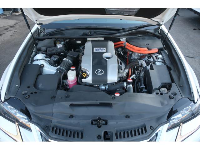 ＧＳ ＧＳ３００ｈ　バージョンＬ　ブラックレザー　ｏｐサンルーフ　ｏｐレーダークルーズＣ　ｏｐプリクラッシュＳ　ｏｐ３眼ＬＥＤヘッドライト　ｏｐＢＳＭ　ｏｐパワートランク　ｏｐ１９インチＡＷ　Ａハイビーム　後期型　前ナンバー大分県（46枚目）