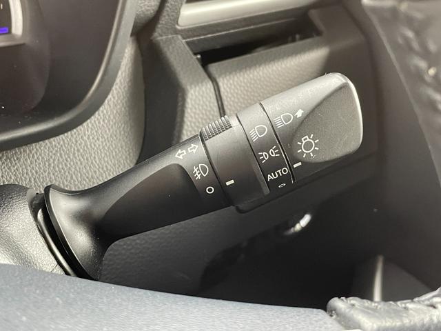 タンク カスタムＧ　Ｓ　関東仕入　９インチナビ　シートヒーター　クルーズコントロール　ＥＴＣ　バックカメラ　Ｂｌｕｅｔｏｏｔｈ　ドライブレコーダー　両側電動スライドドア　スマートアシスト（39枚目）
