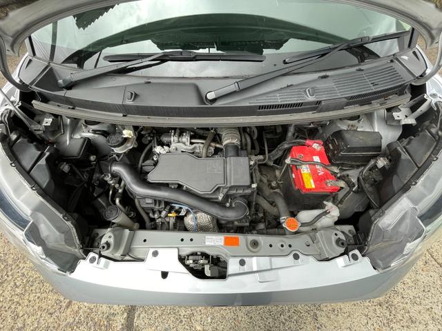 タンク カスタムＧ　Ｓ　関東仕入　９インチナビ　シートヒーター　クルーズコントロール　ＥＴＣ　バックカメラ　Ｂｌｕｅｔｏｏｔｈ　ドライブレコーダー　両側電動スライドドア　スマートアシスト（69枚目）