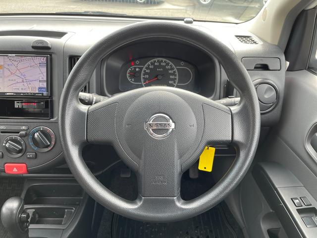 【支払総額推進店】お車をご覧い頂きまして、誠に有難う御座います。在庫車両になりますので、是非ご都合の宜しい時に、見に来て下さい。来店予約をされると、ご案内がスムーズです。