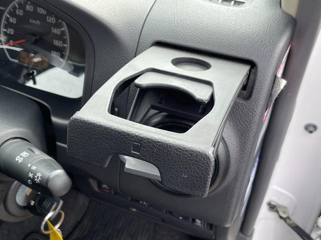 【支払総額推進店】お車をご覧い頂きまして、誠に有難う御座います。在庫車両になりますので、是非ご都合の宜しい時に、見に来て下さい。来店予約をされると、ご案内がスムーズです。