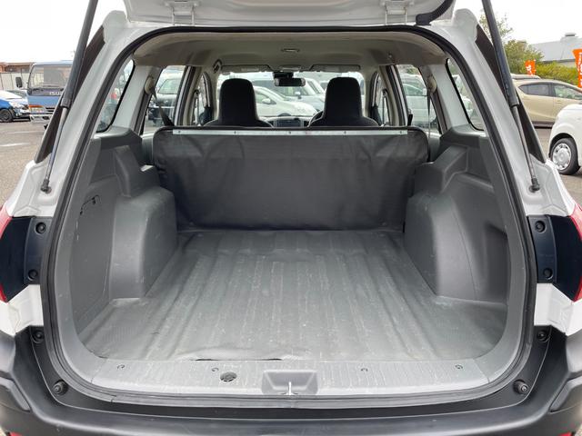 【支払総額推進店】お車をご覧い頂きまして、誠に有難う御座います。在庫車両になりますので、是非ご都合の宜しい時に、見に来て下さい。来店予約をされると、ご案内がスムーズです。