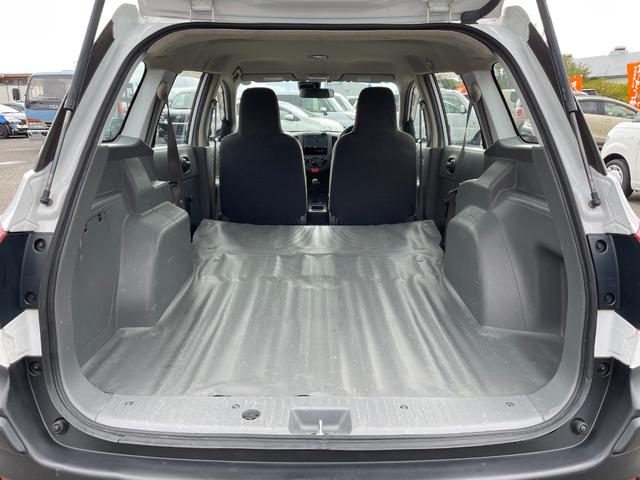 【支払総額推進店】お車をご覧い頂きまして、誠に有難う御座います。在庫車両になりますので、是非ご都合の宜しい時に、見に来て下さい。来店予約をされると、ご案内がスムーズです。