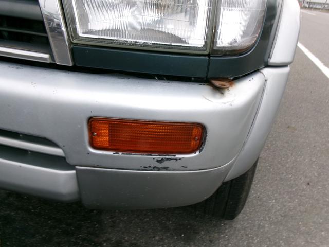 ハイラックスサーフ 　４ＷＤ　オーディオ　サンルーフ　１６インチ　ＡＷ　サイドステップ　マニュアルトランスミッション（54枚目）