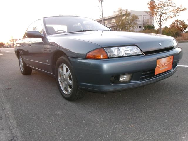 お気軽にお問合せ下さい！全国販売対応可能です！車両販売実績１５年以上の安心感♪提携整備工場もありますのでメンテナンスもお任せ下さい♪