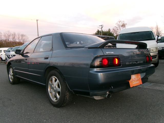 お気軽にお問合せ下さい！全国販売対応可能です！車両販売実績１５年以上の安心感♪提携整備工場もありますのでメンテナンスもお任せ下さい♪