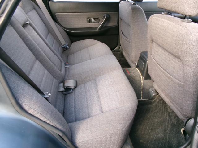 お気軽にお問合せ下さい！全国販売対応可能です！車両販売実績１５年以上の安心感♪提携整備工場もありますのでメンテナンスもお任せ下さい♪