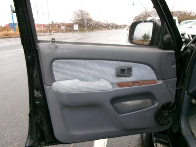 TOYOTA HILUX SURF SSR-G WIDE BODY