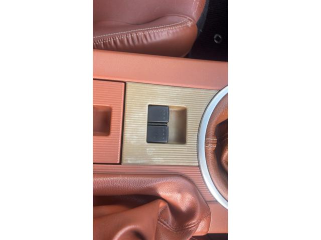 ロードスター ＲＳ　車検整備２年付き　アンドロイドナビ　ＰＷ　本革シート　ＥＴＣ　ダブルエアバッグ　盗難防止　運転席エアバッグ　Ｂｌｕｅｔｏｏｔｈオーディオ　ＰＳ　ＡＢＳ　衝突安全ボディ　Ｓヒーター　キーレスキー　ＡＡＣ（9枚目）