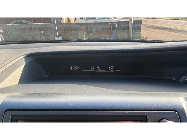 ステップワゴンスパーダ Ｚ　車検整備２年付き　ＢＴ　横滑防止　イモビ　スマキー　地デジＴＶ　フルフラットシート　バックモニタ－　キーフリー　ＰＷ　ＨＤＤナビエディション　ＥＴＣ付　ナビ・ＴＶ　ＤＶＤ再生　運転席助手席エアバック（13枚目）