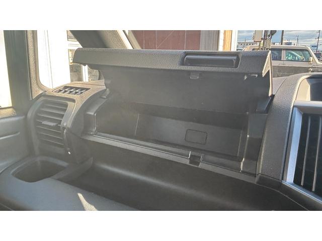 ステップワゴンスパーダ Ｚ　車検整備２年付き　ＢＴ　横滑防止　イモビ　スマキー　地デジＴＶ　フルフラットシート　バックモニタ－　キーフリー　ＰＷ　ＨＤＤナビエディション　ＥＴＣ付　ナビ・ＴＶ　ＤＶＤ再生　運転席助手席エアバック（15枚目）