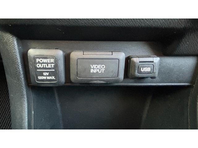 ステップワゴンスパーダ Ｚ　車検整備２年付き　ＢＴ　横滑防止　イモビ　スマキー　地デジＴＶ　フルフラットシート　バックモニタ－　キーフリー　ＰＷ　ＨＤＤナビエディション　ＥＴＣ付　ナビ・ＴＶ　ＤＶＤ再生　運転席助手席エアバック（18枚目）