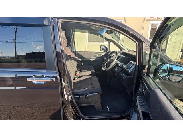 ステップワゴンスパーダ Ｚ　車検整備２年付き　ＢＴ　横滑防止　イモビ　スマキー　地デジＴＶ　フルフラットシート　バックモニタ－　キーフリー　ＰＷ　ＨＤＤナビエディション　ＥＴＣ付　ナビ・ＴＶ　ＤＶＤ再生　運転席助手席エアバック（24枚目）