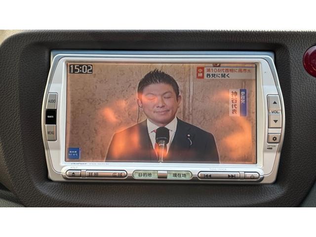 フィットシャトルハイブリッド ハイブリッド 検9年1月 キーレスキー エアコン ESC 運転席助手席エアバック パワーステアリング クルコン ABS イモビライザー 衝突安全ボディ 電動格納ミラー ETC SDナビ DVD視聴 ワンセグ(11枚目)