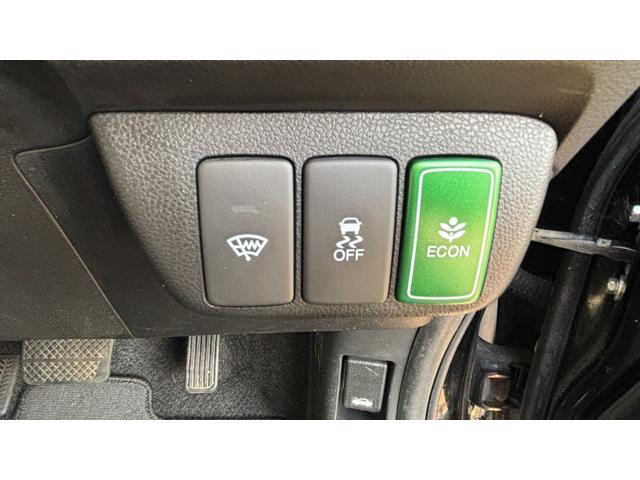 フィットシャトルハイブリッド ハイブリッド 検9年1月 キーレスキー エアコン ESC 運転席助手席エアバック パワーステアリング クルコン ABS イモビライザー 衝突安全ボディ 電動格納ミラー ETC SDナビ DVD視聴 ワンセグ(22枚目)