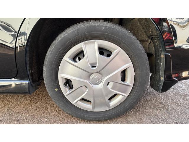 フィットシャトルハイブリッド ハイブリッド 検9年1月 キーレスキー エアコン ESC 運転席助手席エアバック パワーステアリング クルコン ABS イモビライザー 衝突安全ボディ 電動格納ミラー ETC SDナビ DVD視聴 ワンセグ(38枚目)