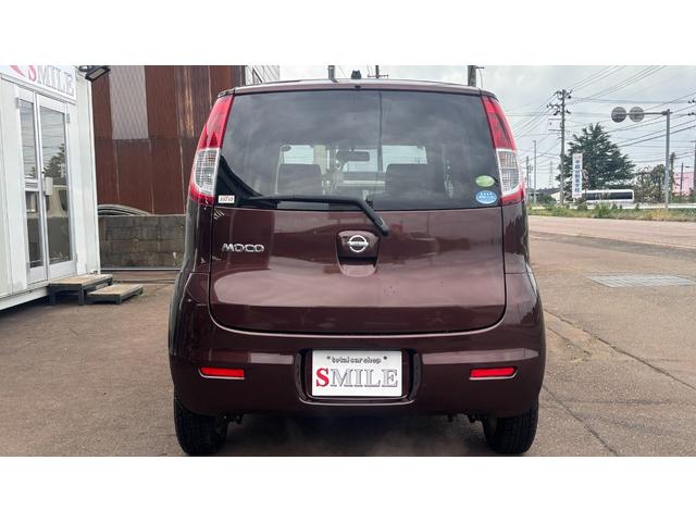 モコ Ｅ　ＦＯＵＲ　車検整備２年付き　フルフラットシート　　フルオートエアコン　寒冷地仕様車　エアバッグ　シ－トヒ－タ－　ＡＢＳ　フルタイム４ＷＤ　ＰＳ　ＰＷ　衝突安全ボディ　ベンチシート　インテリキー　盗難防止（6枚目）