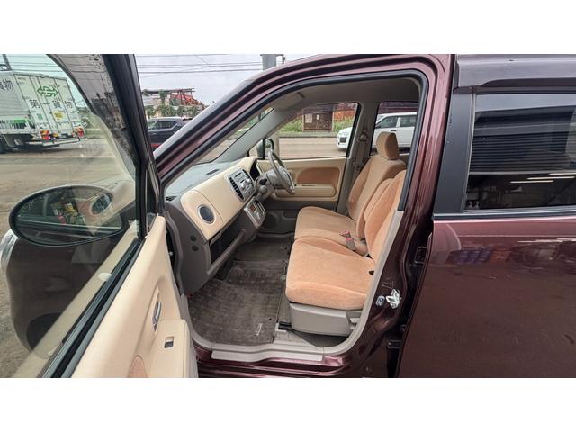 モコ Ｅ　ＦＯＵＲ　車検整備２年付き　フルフラットシート　　フルオートエアコン　寒冷地仕様車　エアバッグ　シ－トヒ－タ－　ＡＢＳ　フルタイム４ＷＤ　ＰＳ　ＰＷ　衝突安全ボディ　ベンチシート　インテリキー　盗難防止（26枚目）