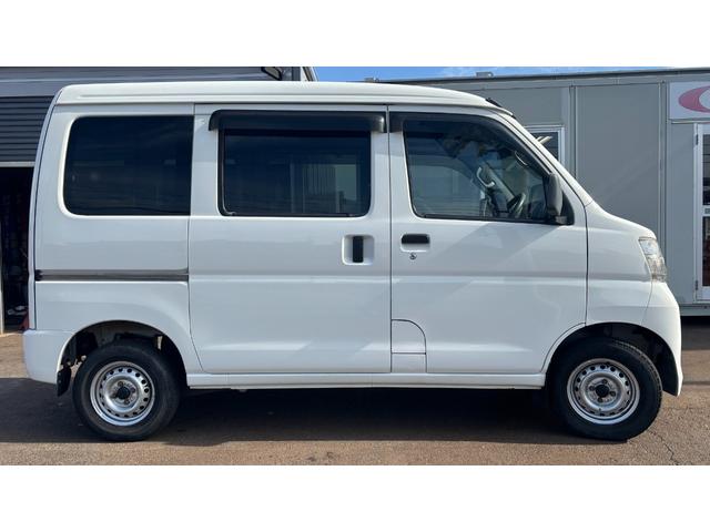 ハイゼットカーゴ DX 車検整備2年付き 切替4WD 両側スライド フロントパワーウィンドウ ダブルエアバック キーレスリモコン エアバック パワステ エアコン純正オーディオ(4枚目)
