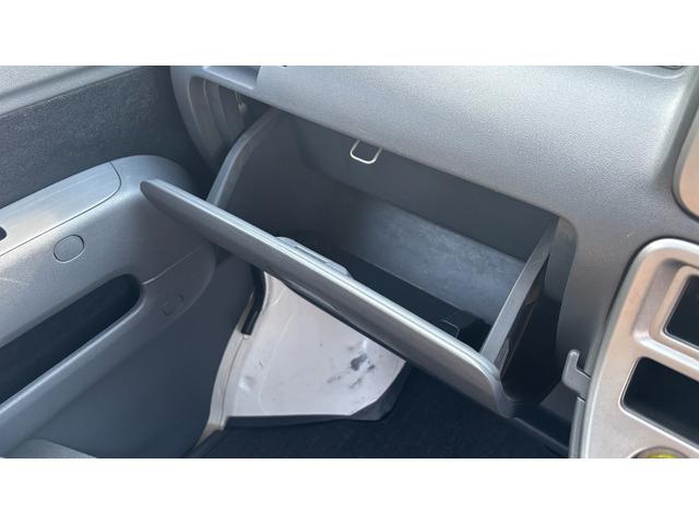 ハイゼットカーゴ DX 車検整備2年付き 切替4WD 両側スライド フロントパワーウィンドウ ダブルエアバック キーレスリモコン エアバック パワステ エアコン純正オーディオ(14枚目)