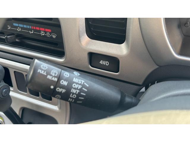 ハイゼットカーゴ DX 車検整備2年付き 切替4WD 両側スライド フロントパワーウィンドウ ダブルエアバック キーレスリモコン エアバック パワステ エアコン純正オーディオ(16枚目)
