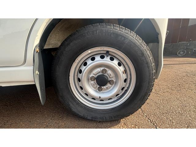 ハイゼットカーゴ DX 車検整備2年付き 切替4WD 両側スライド フロントパワーウィンドウ ダブルエアバック キーレスリモコン エアバック パワステ エアコン純正オーディオ(39枚目)