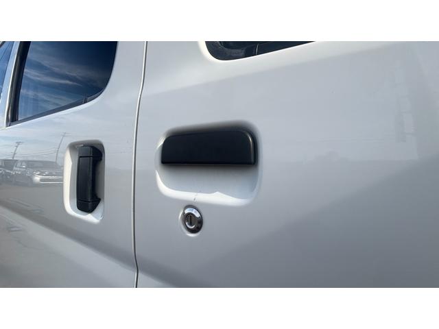 ハイゼットカーゴ DX 車検整備2年付き 切替4WD 両側スライド フロントパワーウィンドウ ダブルエアバック キーレスリモコン エアバック パワステ エアコン純正オーディオ(41枚目)