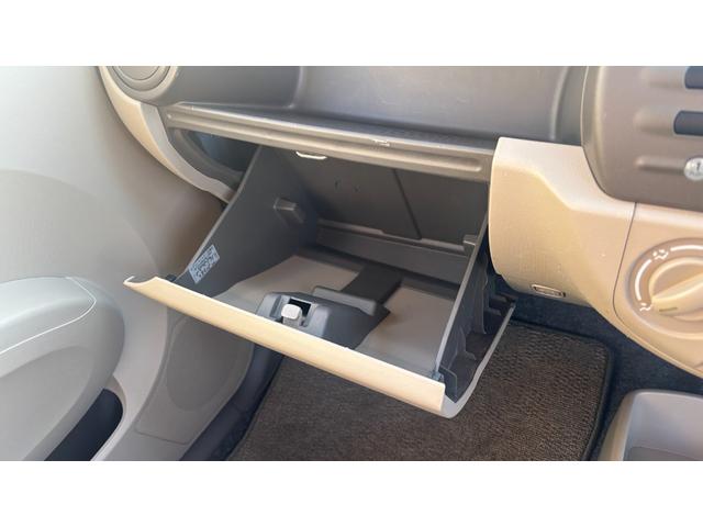 アルト F 車検整備2年付き 5速MT 盗難警報装置 パワーウィンドー Wエアバック エアーバッグ キーレスキー AC PS 衝突安全ボディ 4WD ABS レベライザー(12枚目)