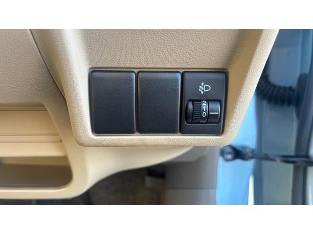 アルト F 車検整備2年付き 5速MT 盗難警報装置 パワーウィンドー Wエアバック エアーバッグ キーレスキー AC PS 衝突安全ボディ 4WD ABS レベライザー(17枚目)