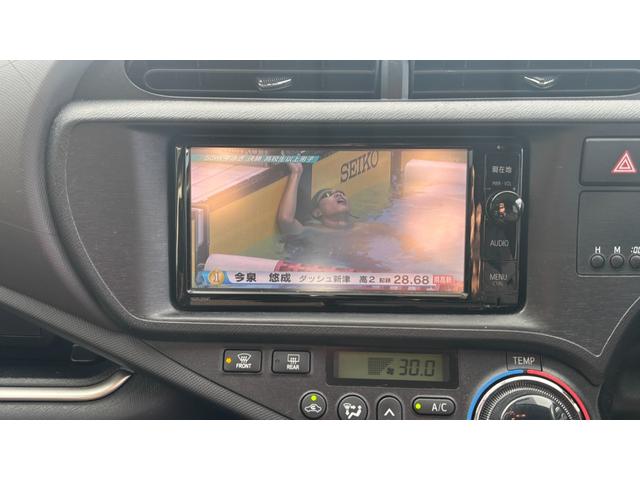 アクア Ｇ　車検整備２年付き　ｂｌｕｅｔｏｏｔｈ　デュアルエアバック　ナビＴＶ　Ｉ－ＳＴＯＰ　衝突安全ボディ　ＰＷ　地デジ　ＥＳＣ　ＡＴエアコン　ＡＢＳ　ＳＤナビゲーション　ＰＳ　アルミ　運転席エアバッグ（11枚目）