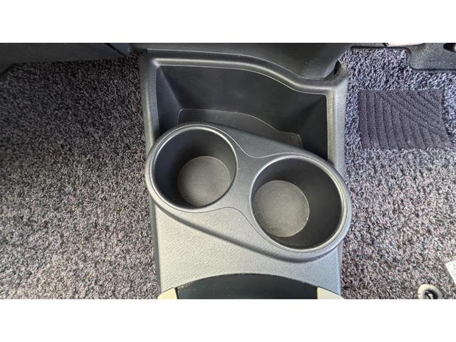 アクア Ｇ　車検整備２年付き　ｂｌｕｅｔｏｏｔｈ　デュアルエアバック　ナビＴＶ　Ｉ－ＳＴＯＰ　衝突安全ボディ　ＰＷ　地デジ　ＥＳＣ　ＡＴエアコン　ＡＢＳ　ＳＤナビゲーション　ＰＳ　アルミ　運転席エアバッグ（15枚目）