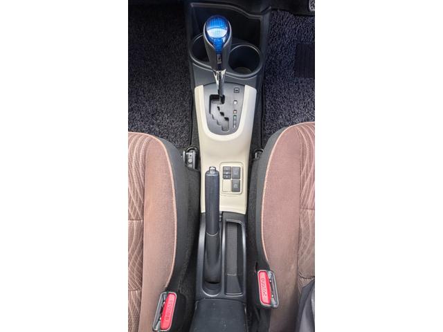 アクア Ｇ　車検整備２年付き　ｂｌｕｅｔｏｏｔｈ　デュアルエアバック　ナビＴＶ　Ｉ－ＳＴＯＰ　衝突安全ボディ　ＰＷ　地デジ　ＥＳＣ　ＡＴエアコン　ＡＢＳ　ＳＤナビゲーション　ＰＳ　アルミ　運転席エアバッグ（16枚目）