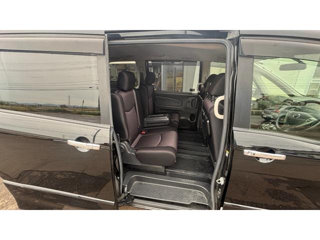 セレナ ハイウェイスター　Ｓ－ハイブリッド　車検整備２年付　ＡＳＴＯＰ　スマートキー　地デジテレビ　電格ミラー　Ｗエアコン　ＳＤ　衝突安全ボディ　寒冷地仕様　３列シート　フルフラットシート　オートクルーズ　セキュリティ　ウォークスルー　Ｂカメラ（21枚目）