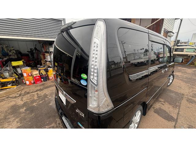 セレナ ハイウェイスター　Ｓ－ハイブリッド　車検整備２年付　ＡＳＴＯＰ　スマートキー　地デジテレビ　電格ミラー　Ｗエアコン　ＳＤ　衝突安全ボディ　寒冷地仕様　３列シート　フルフラットシート　オートクルーズ　セキュリティ　ウォークスルー　Ｂカメラ（45枚目）