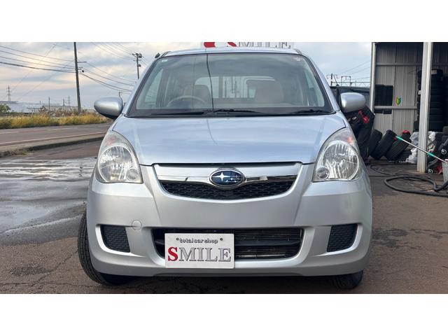 プレオ Ｆ　検８年６月　　５速マニュアル　パワーステアリング　４ＷＤ　キーレスエントリー　運転席エアバッグ　ＣＤ（2枚目）