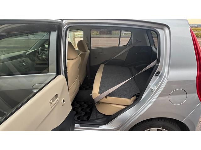 プレオ Ｆ　検８年６月　　５速マニュアル　パワーステアリング　４ＷＤ　キーレスエントリー　運転席エアバッグ　ＣＤ（27枚目）